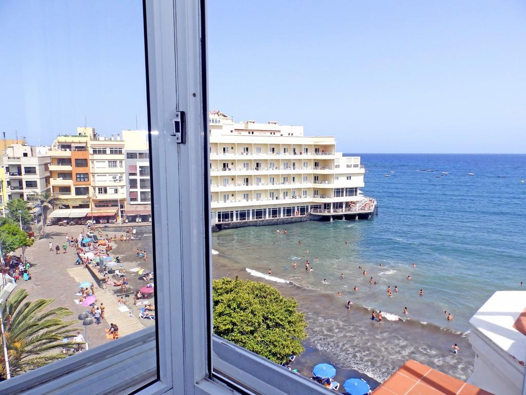Apartamentos Medano - Atico Playa El Médano Chambre photo